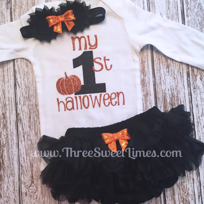 Myserstes Halloween Baby My 1St Boo Personalisierte Baby-Kleidung Opt Beinwärmer Outfit Stirnband Tutu Pumphose Orange Schwarz Chevron Glitter von ThreeSweetLimes