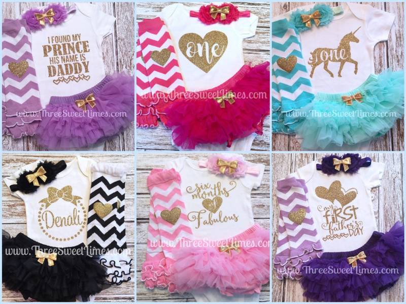 Silvester Baby-Mädchen Outfit Küss Mich Jetzt Midnight Is Past My Bedtime Baby Erstes Neues Jahr Opt Geschenk Tutu Bloomer Schwarz Gold Glitzer von ThreeSweetLimes