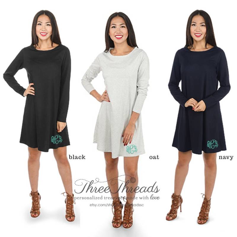 Monogramm/Personalisiertes Langarmkleid, Damenkleid, Monogrammkleid von ThreeThreadsSC