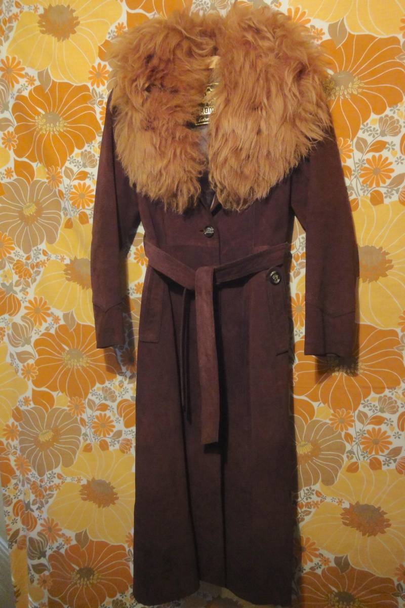 Foxy Braune Wildleder Pelzjacke Foxy Braune Wildleder Pelzjacke von ThriftDz
