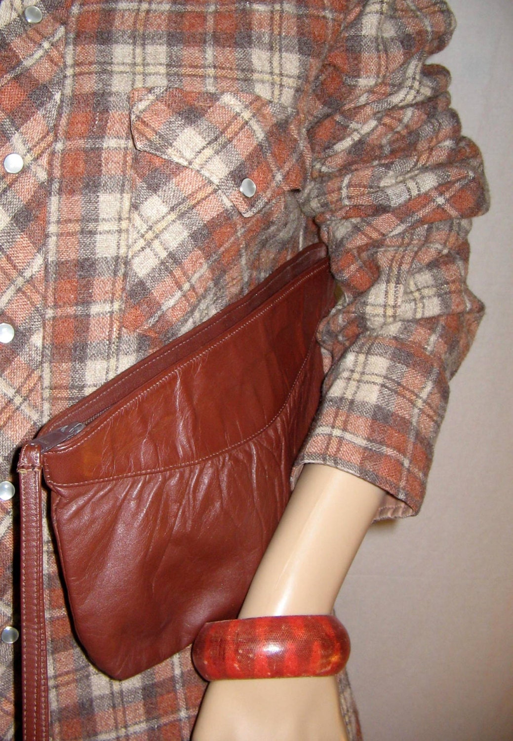 70Er Braune Leder Clutch 11" X 7" von ThriftStoreGlam