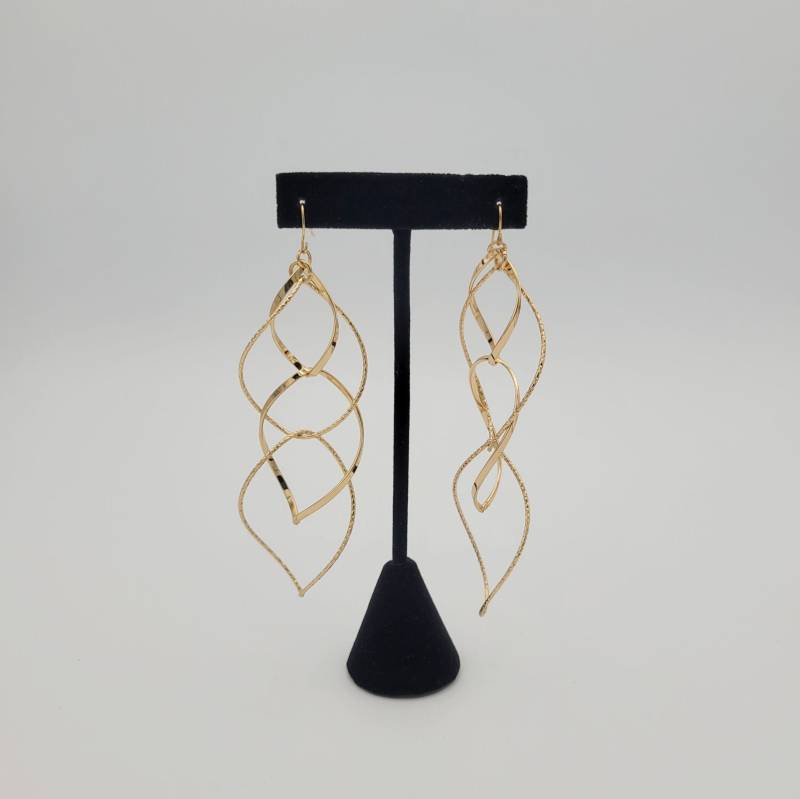 Vintage Gold Ton 3D Längliche Oval Twist Baumeln Ohrringe Kostüm Schmuck Statement Frauen Drop Leichtgewicht Oversize Groß Strukturierte von ThriftyFindsByKelly