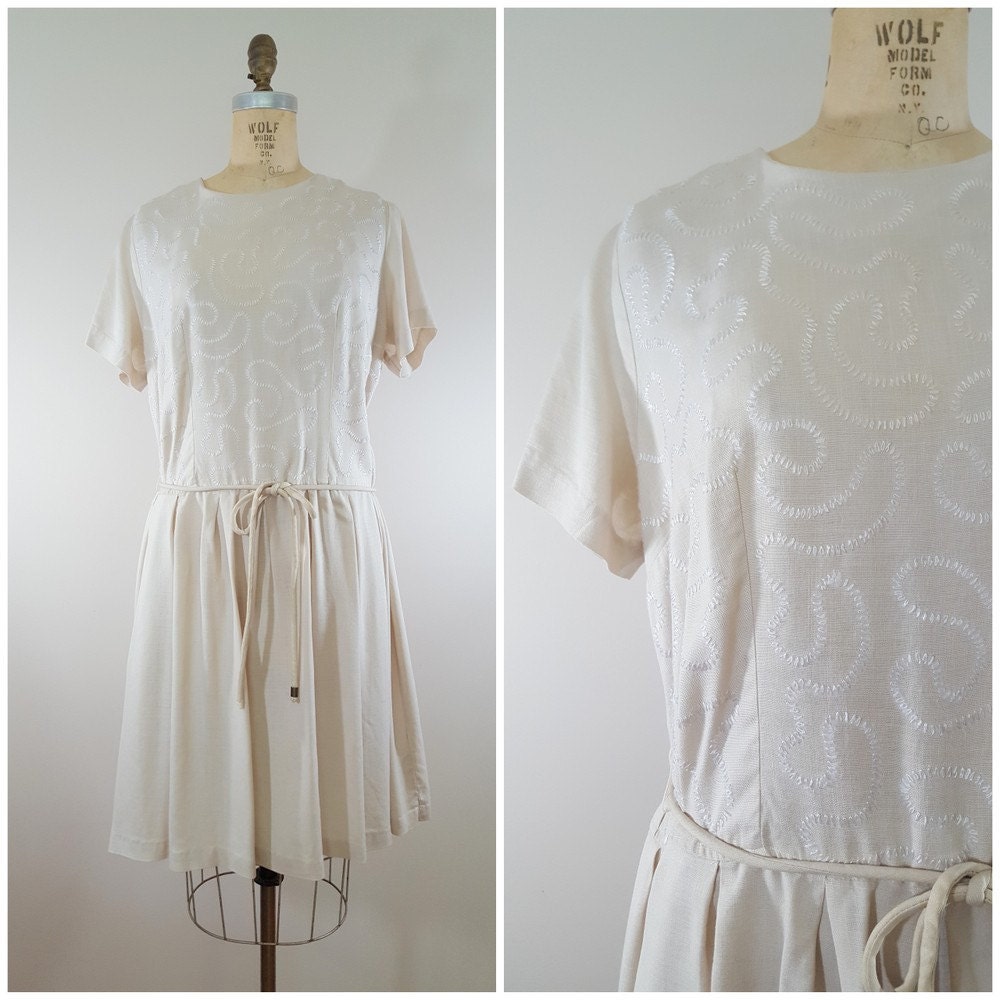 Vintage 1950Er Jahre Kleid/Beige Wirbel Muster Leinen Xl Plus Größe von ThriftyVintageKitten