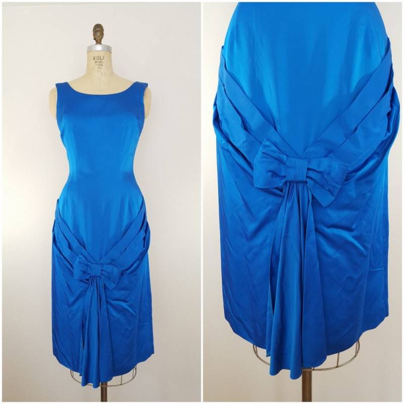 Vintage 1950Er Jahre Satin Cocktailkleid/Saphir Blau Klein von ThriftyVintageKitten