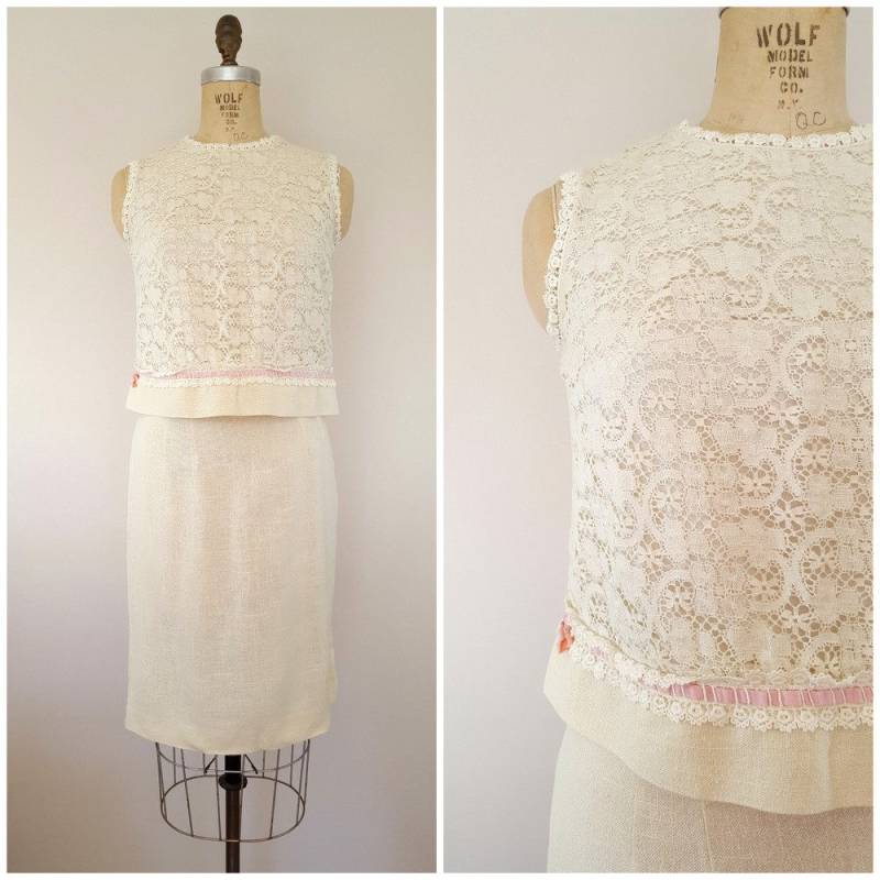 Vintage 1960Er Jahre Elfenbein Spitze Bluse Und Rock Set/Leinen Kleine Medium von ThriftyVintageKitten