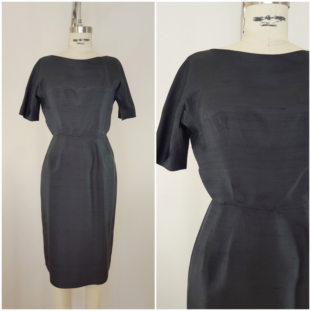 Vintage 1960Er Jahre Schwarz Kleid/Leinen Wiggle Angepasst Klein von ThriftyVintageKitten