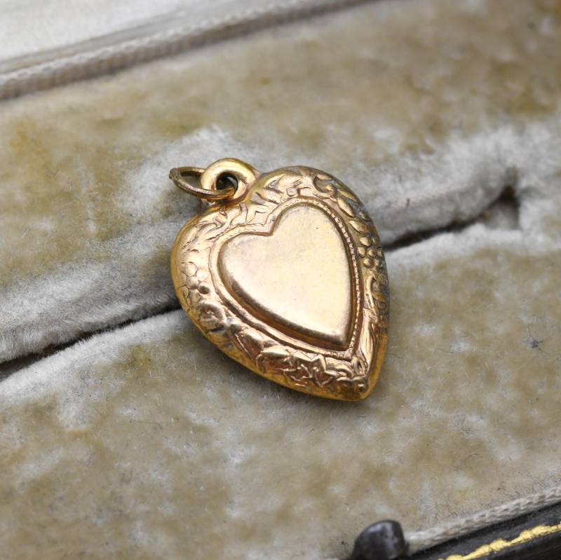 Antiker 18 Karat Goldgefasster Herz Anhänger C. 1910Er Jahre Edwardian Ära von ThroughFineHands
