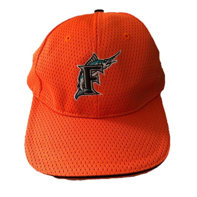 Vintage Florida Marlins World Series Champions Neon Fitted Hut | Einheitsgröße Für Alle Vintage Florida Marlins World Series Champions Neon Fitted Hut | Einheitsgröße Für Alle von ThrowbackChampions
