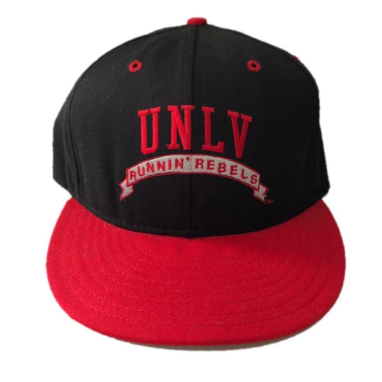 Vintage Unlv Runnin' Rebels Snapback Hut von ThrowbackChampions