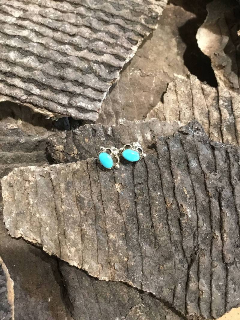 Ausgefallene Türkis Und Sterling Silber Ohrstecker Ohrringe Ausgefallene Türkis Und Sterling Silber Ohrstecker Ohrringe von ThunderbirdTradingUS