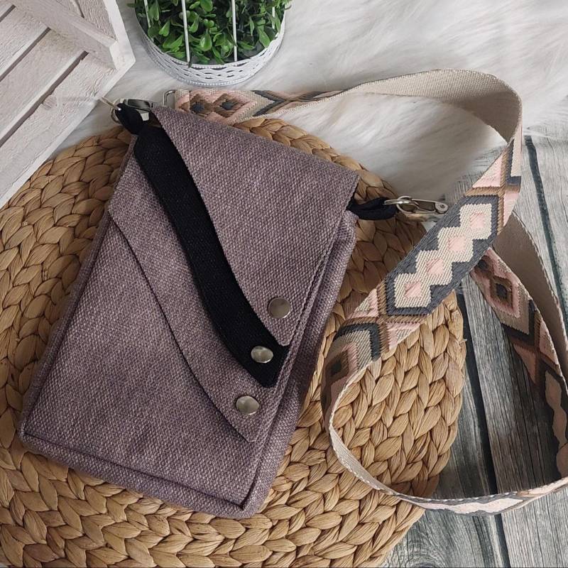 Handtasche Klein | Farbbeispiel Flieder Aus Polstercanvas in 36 Farben von TiLuLy