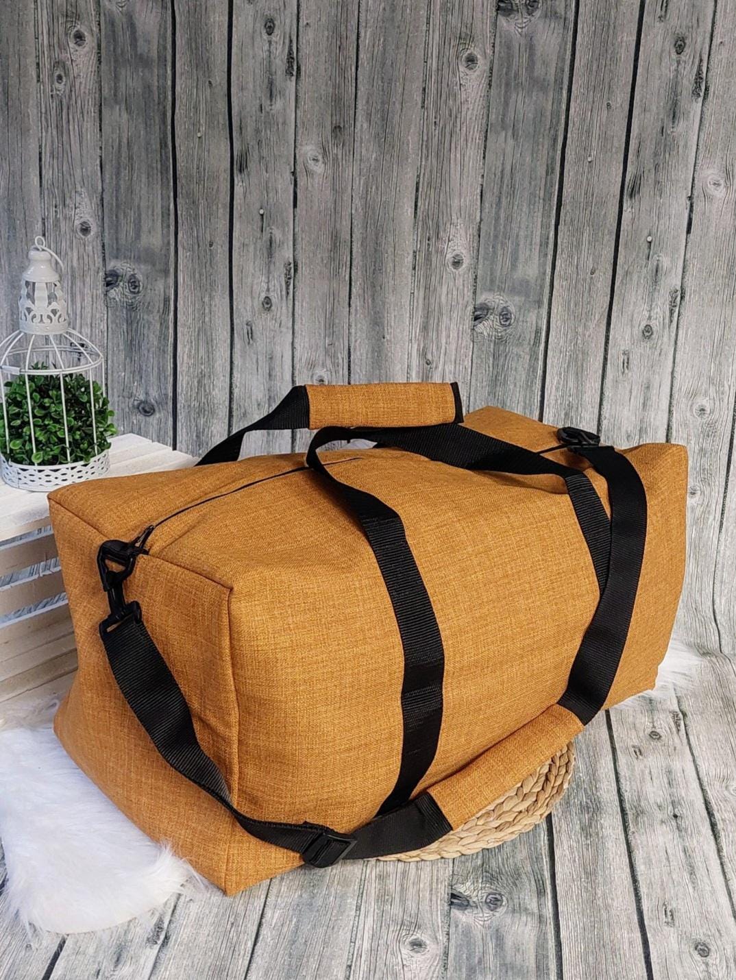 Sport-/Reisetasche Xl | Farbbeispiel Braun Aus Polstercanvas, Freizeittasche, Urlaubstasche in 36 Farben Sport-/Reisetasche Xl | Farbbeispiel Braun Aus Polstercanvas, Freizeittasche, Urlaubstasche in 36 Farben von TiLuLy