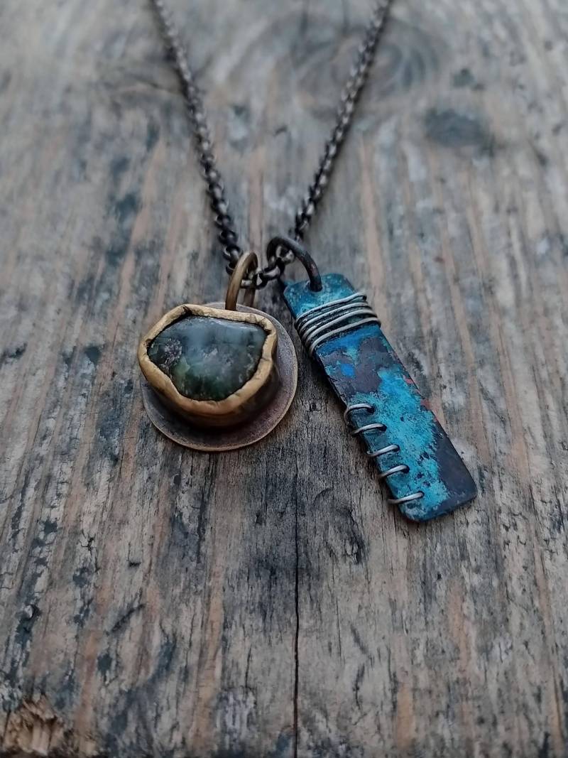 Herren Halskette Anhänger Schmuck Edelstein Roh Smaragd von TiViArt