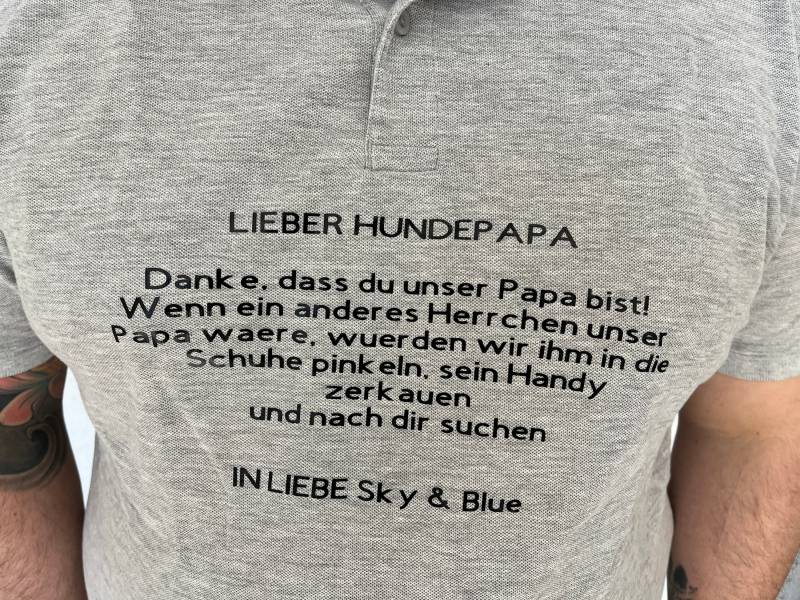 Hundepapa/Mama T-Shirt Personalisierbar Hundepapa/Mama T-Shirt Personalisierbar von TianasCreativePlott