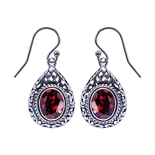 HANDGEFERTIGT IM 925 STERLING SILBER AUTHENTISCH BALINESISCHEN MODE TROPFEN BAUMELN OHRRING FÜR FRAUEN, SCHÖNE FILIGRANE GRANAT EDELSTEIN, EINZIGARTIGE DESIGNER ETHNISCHE STAMMES- OHRRING SCHMUCK HANDGEFERTIGT IM 925 STERLING SILBER AUTHENTISCH BALINESISCHEN MODE TROPFEN BAUMELN OHRRING FÜR FRAUEN, SCHÖNE FILIGRANE GRANAT EDELSTEIN, EINZIGARTIGE DESIGNER ETHNISCHE STAMMES- OHRRING SCHMUCK von Tibetan Silver