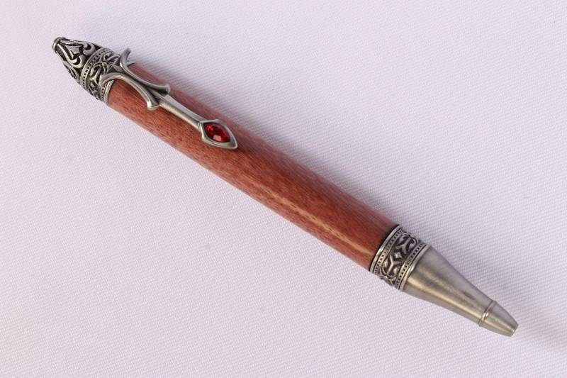 Gothica Gothica von TiboisDesign