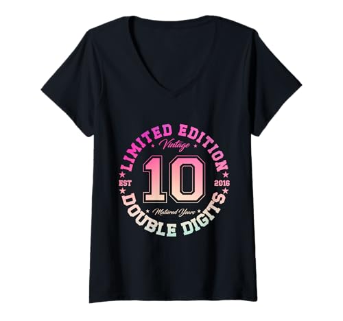 Damen Offizielle Doppelstellige 10 Jahre alte Retro 10. Geburtstag 2016 T-Shirt mit V-Ausschnitt Damen Offizielle Doppelstellige 10 Jahre alte Retro 10. Geburtstag 2016 T-Shirt mit V-Ausschnitt von Tie Dye Happy 10th birthday For Men Women 2026