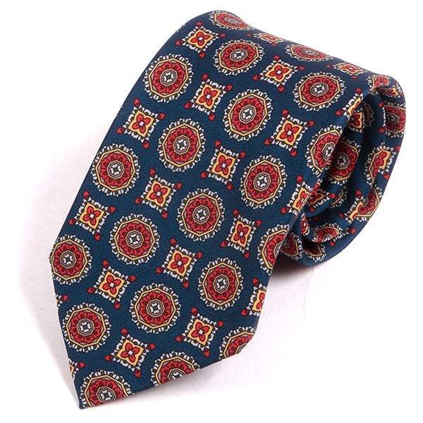 Soft Blue & Red Mac-Inspirierte Ims Medaillon Krawatte, Geschenk Für Ihn von TieDoctorUK