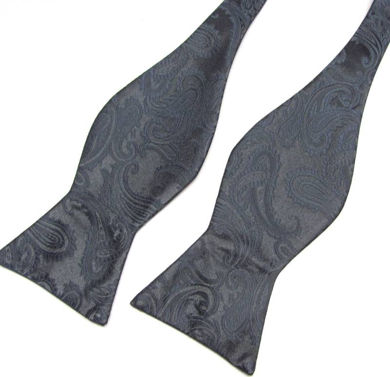 Freien Stil Herrenfliege. Kohle Grau Paisley Selbst Binden Fliege von TieObsessed