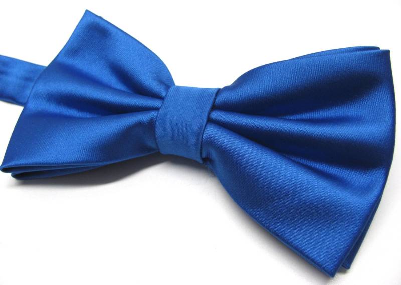 Herren Fliege. Königsblaue Fliegen. Ultramarine Fliege Mit Passendem Einstecktuch Option von TieObsessed