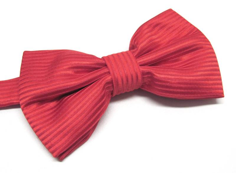 Herren Fliege. Rote Streifen Fliege Mit Passender Taschenquadrat Option von TieObsessed