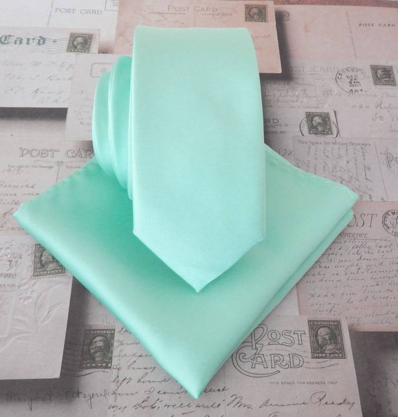 Pastell Mint Grün Dünne Krawatte Mit Passenden Tasche Quadrat Taschentuch Option von TieObsessed