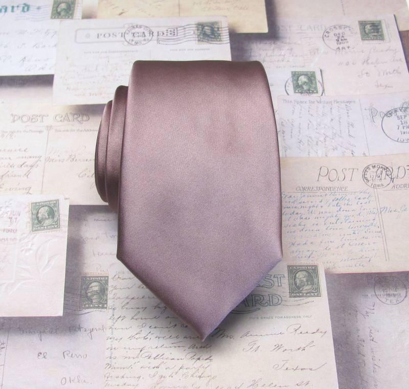Schmale Herrenkrawatte Mit Passendem Einstecktuch . Muted Mauve Dusty Light Purple Herren Krawatte Set von TieObsessed