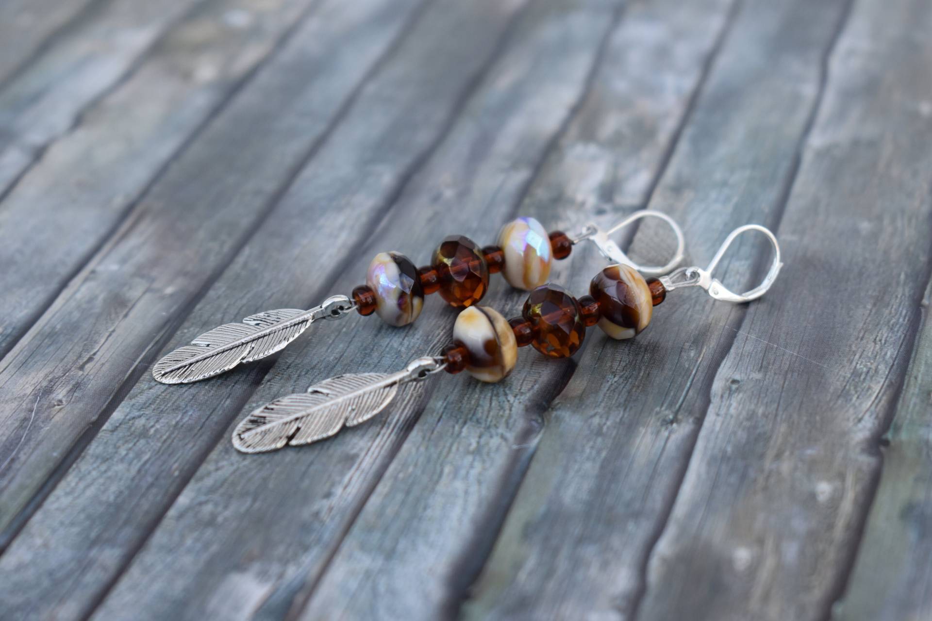 Ohrringe/Frau Ohrhänger Ohrschmuck Glasperlenohrringe Glasperlenohrschmuck "Federn' Ohrringe/Frau Ohrhänger Ohrschmuck Glasperlenohrringe Glasperlenohrschmuck "Federn' von TiefseeKirsche