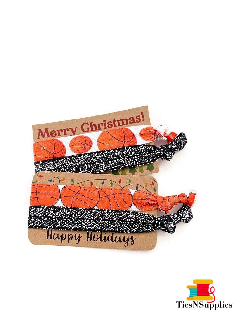Team, Coach, Wichtel, Stocking Stuffer -Frohe Weihnachtskarte Mit Basketball-Krawatte Und Glitzer-Akzent-Krawatte - Für Haargummi, Armband von TiesNSupplies