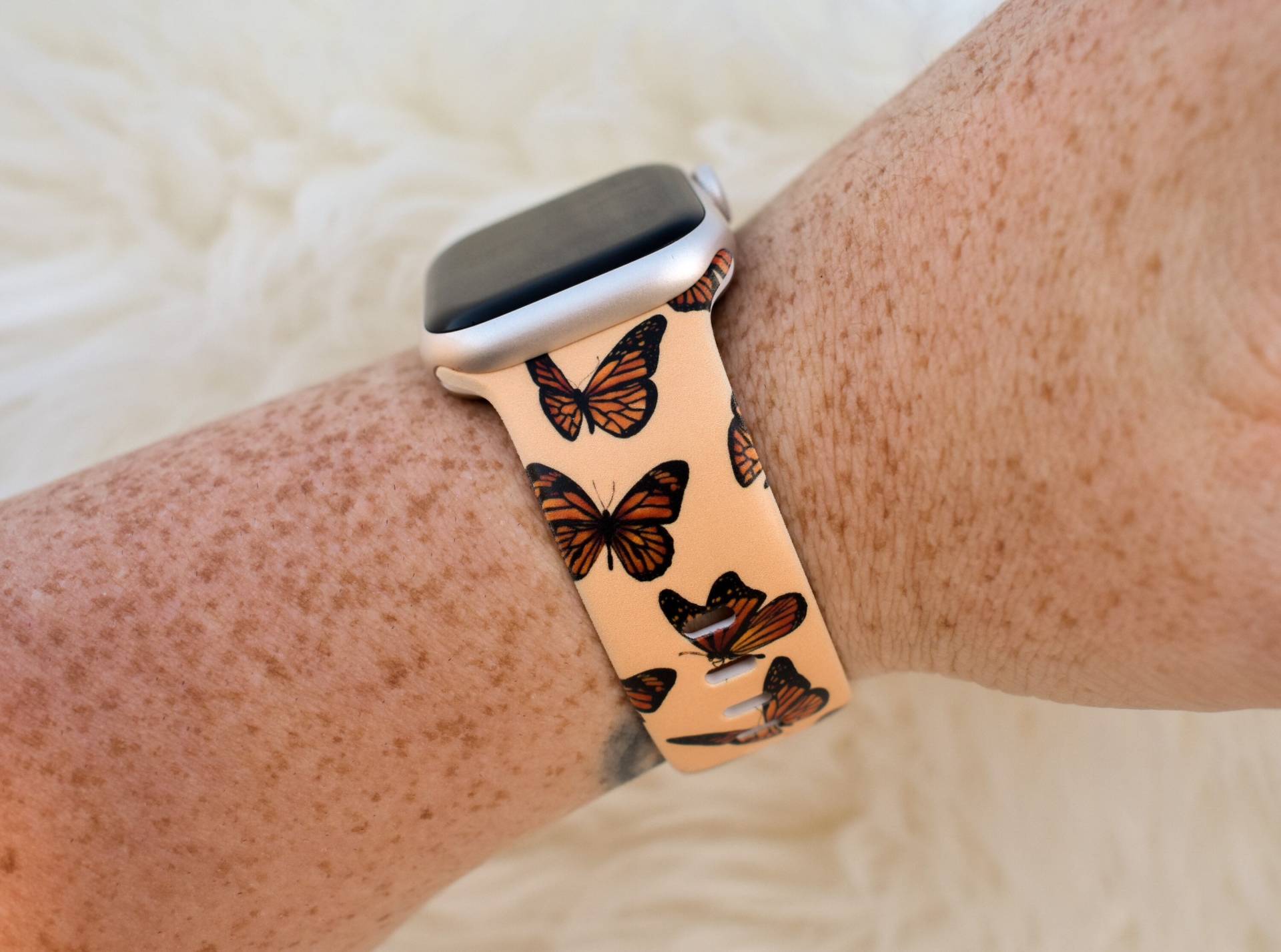 Monarch Butterfly Silikon Uhrenband Kompatibel Mit Apple Watch Monarch Butterfly Silikon Uhrenband Kompatibel Mit Apple Watch von TiffaniLinkDesigns