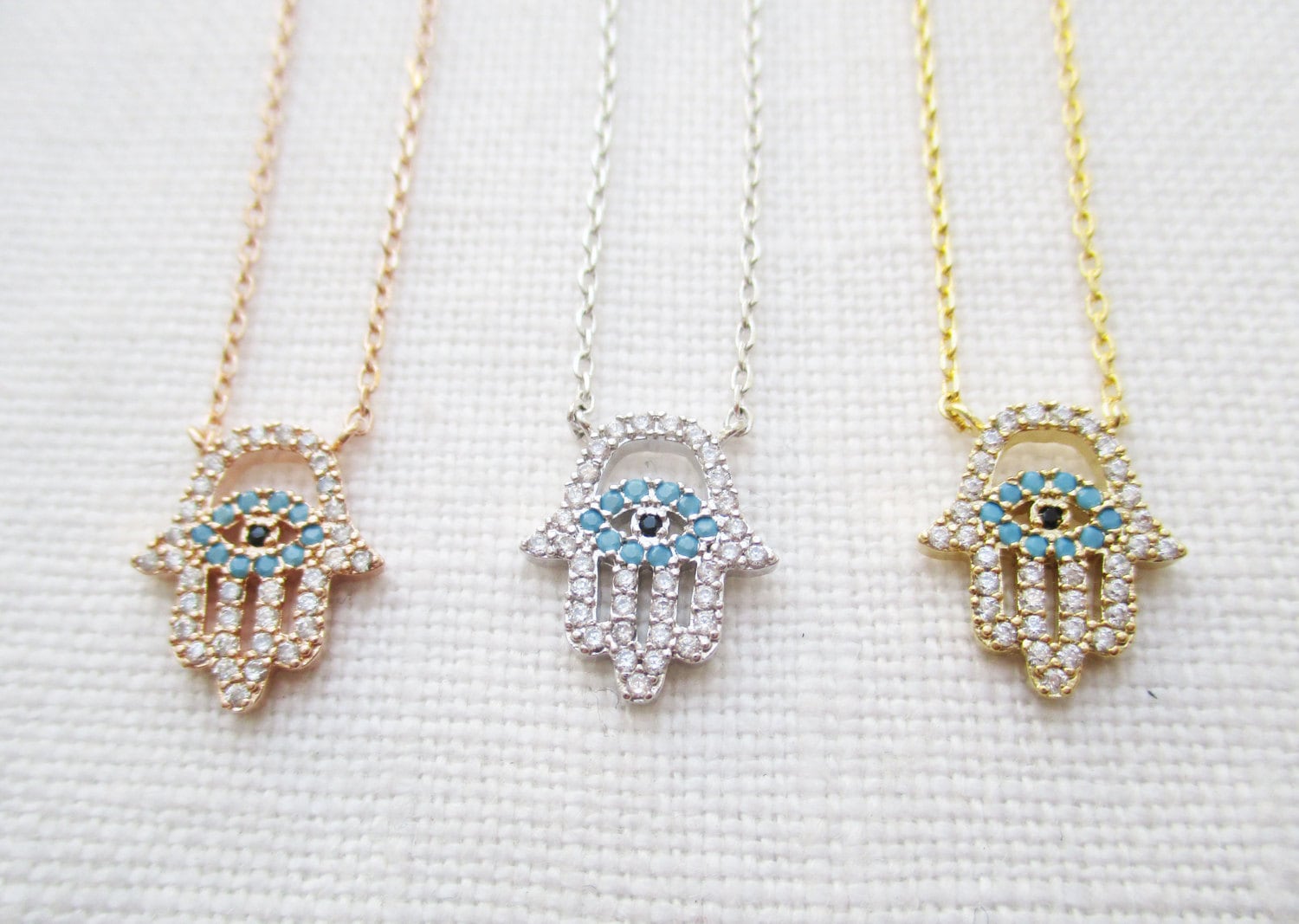 Winzige Gold, Rose Gold Oder Versilberte Hamsa Hand Halskette Mit Cz ...zierlich Und Einfach Winzige Gold, Rose Gold Oder Versilberte Hamsa Hand Halskette Mit Cz ...zierlich Und Einfach von TiffanyAvenueBridal