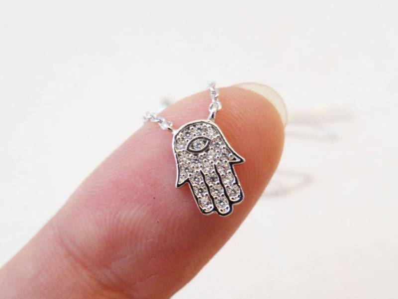 Winzige Rosévergoldete Oder Versilberte Hamsa-Hand-Halskette Mit Zirkonia ...zierlich Und Einfach Winzige Rosévergoldete Oder Versilberte Hamsa-Hand-Halskette Mit Zirkonia ...zierlich Und Einfach von TiffanyAvenueBridal