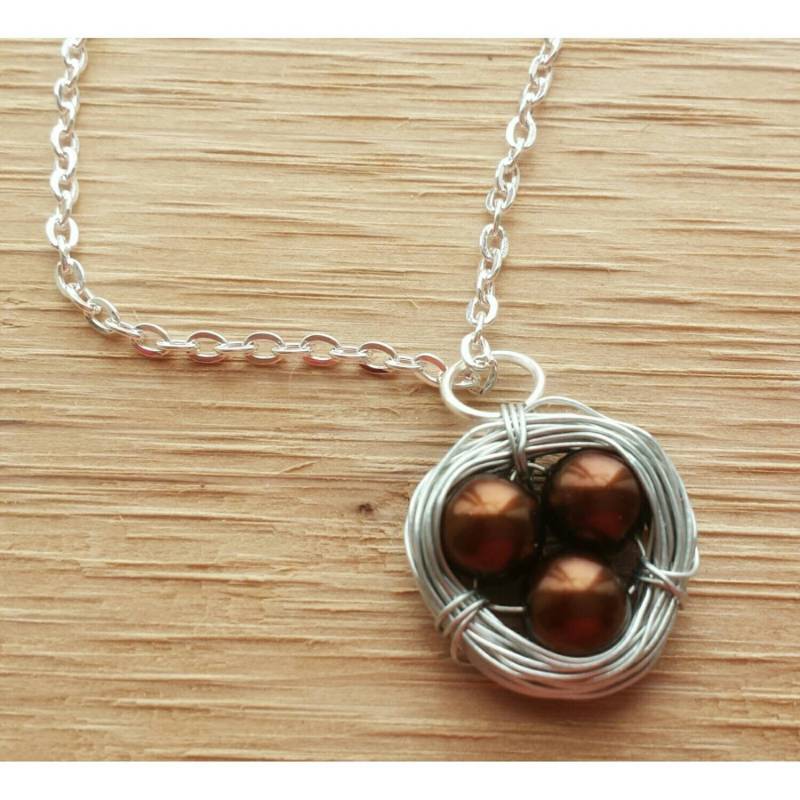 Silberdraht Vogel-Nest-Halskette Braune Kunstperlen-Nesting-Halskette von TiffanyTwists