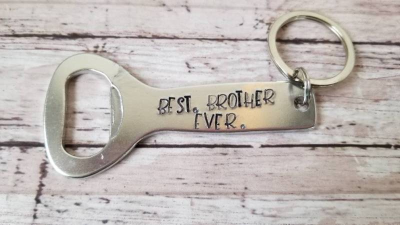 Bruder Geschenk, Biergeschenk, Personalisierte Flaschenöffner, Schlüsselanhänger, Bester Bruder, Hochzeitsgeschenk Für Schwager, Trauzeuge Geschenk von TiffanyTwists