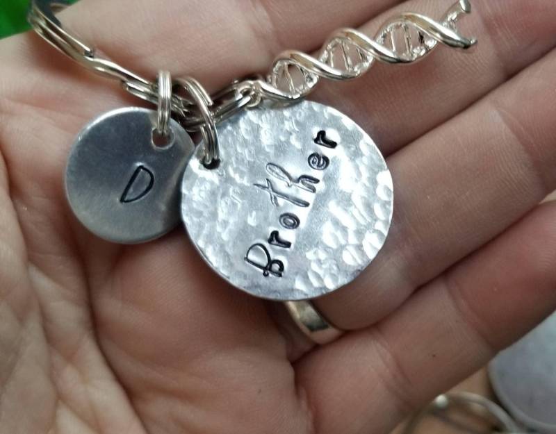 Dna-Schlüsselanhänger Personalisiertes Adoptionsgeschenk, Andenken An 1 von TiffanyTwists