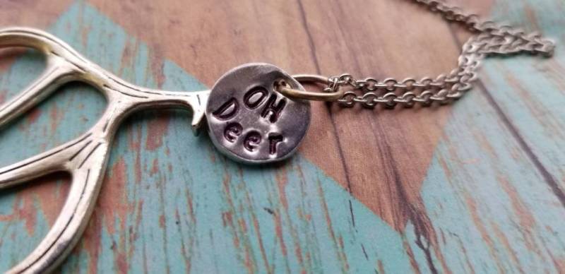 Geweih Halskette Oh Hirsch Anhänger, Natur Schmuck von TiffanyTwists