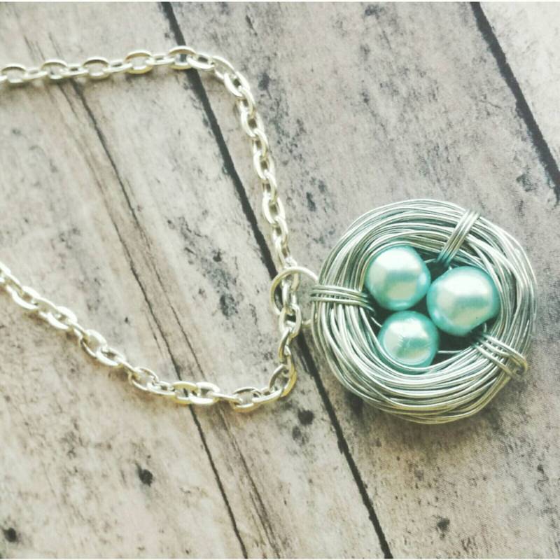 Vogel-Nest-Halskette Silberdraht, Eier Mit Geburtsstein, Mutter Von Drei Kindern von TiffanyTwists