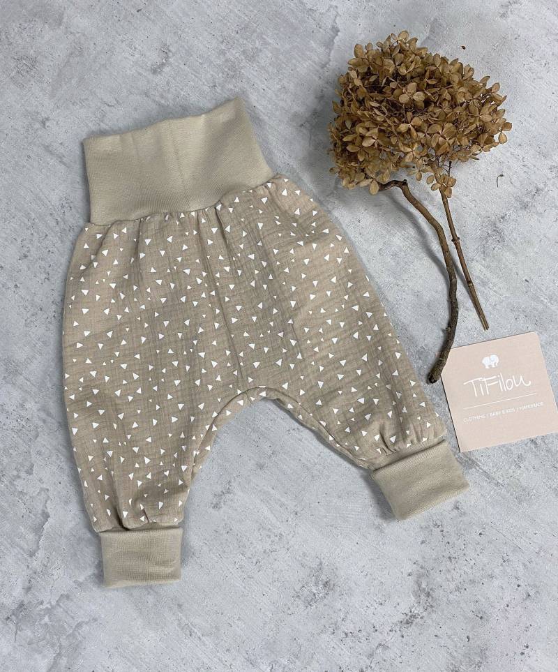 Pumphose Baby Musselin 44-104 Unisex Mädchen Junge Beige Haremshose Hose Lybstes von Tifilou