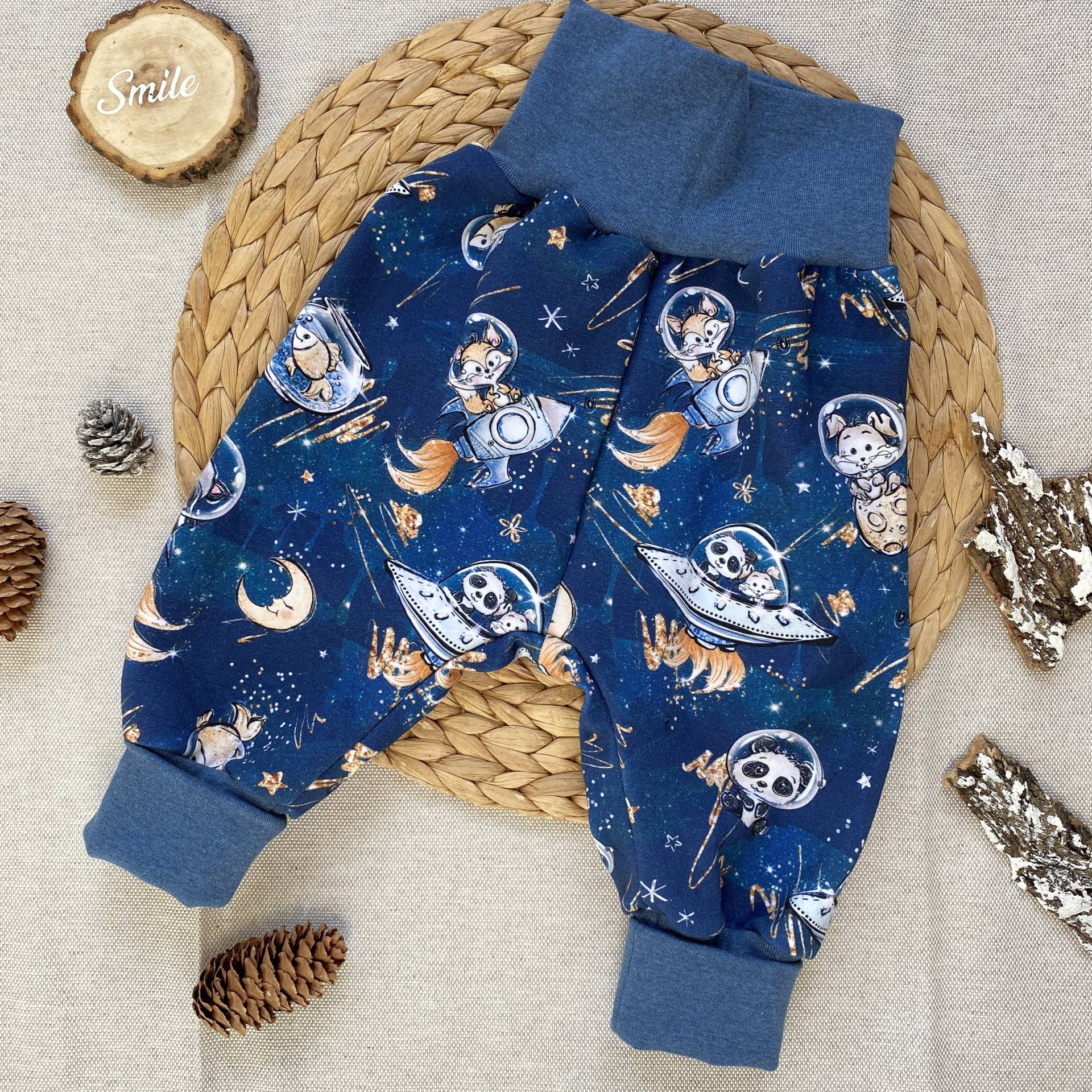 Winter Baby Pumphose 44-92 Mädchen Junge Alpenfleece Wintersweat Warme Winterhose Geschenk Nikolaus Weihnachten Weltall Raumschiff von Tifilou