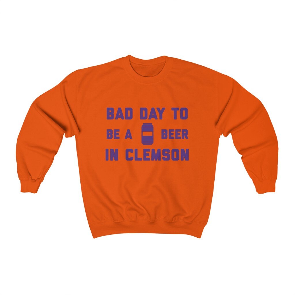 It Es A Bad Day To Be Beer in Clemson Herren Sweatshirt, Tailgating Fußball Sweatshirt von TigerTeesAndMore