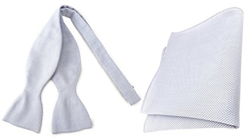 TigerTie Designer Selbstbinder Pique in hellgrau-weiß gemustert, Querbinder 100% Baumwolle + Einstecktuch + Aufbewahrungsbox von TigerTie