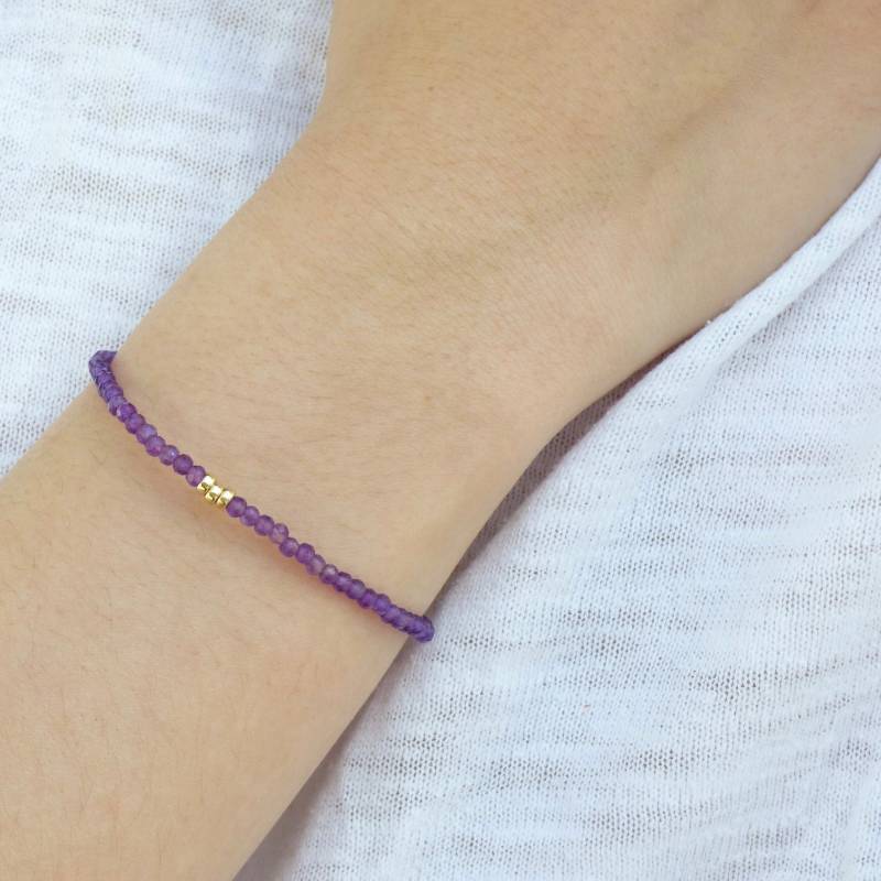 Facettiertes Amethyst Armband 14K Gold-Filled Perlen, Februar Geburtsstein Facettiertes Amethyst Armband 14K Gold-Filled Perlen, Februar Geburtsstein von TigerlillyJewellery