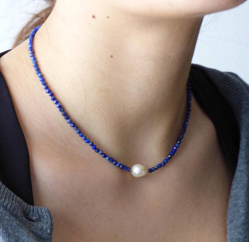 Lapis Lazuli & Süßwasser Perlen Halskette 14K Gold Gefüllter Edelstein Lapis Lazuli & Süßwasser Perlen Halskette 14K Gold Gefüllter Edelstein von TigerlillyJewellery