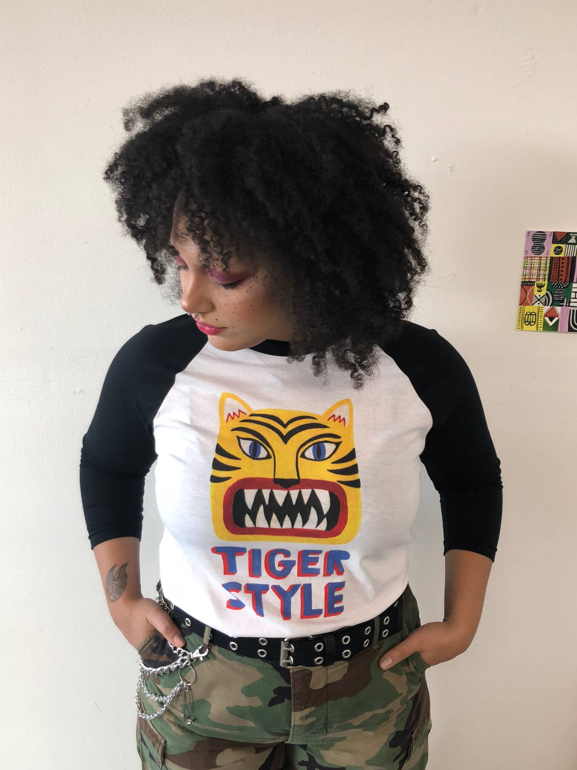 Tiger Style Baseball Shirt Tiger Style Baseball Shirt von Tigersheepfriends