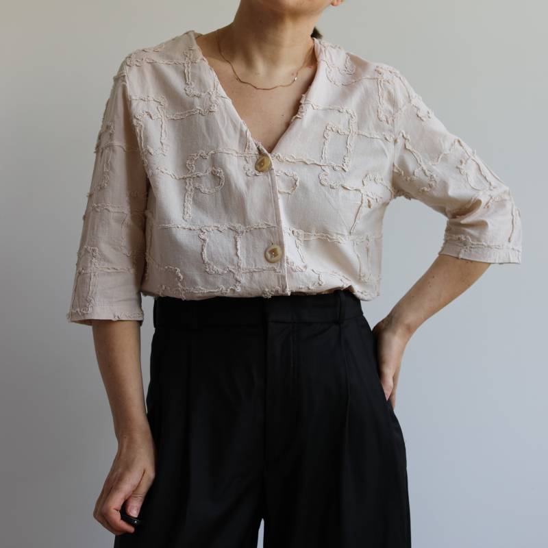 Vintage Beige Sommerbluse. Ursprünglich Damengröße M. Anfang 00'er Ära von TigonVintage