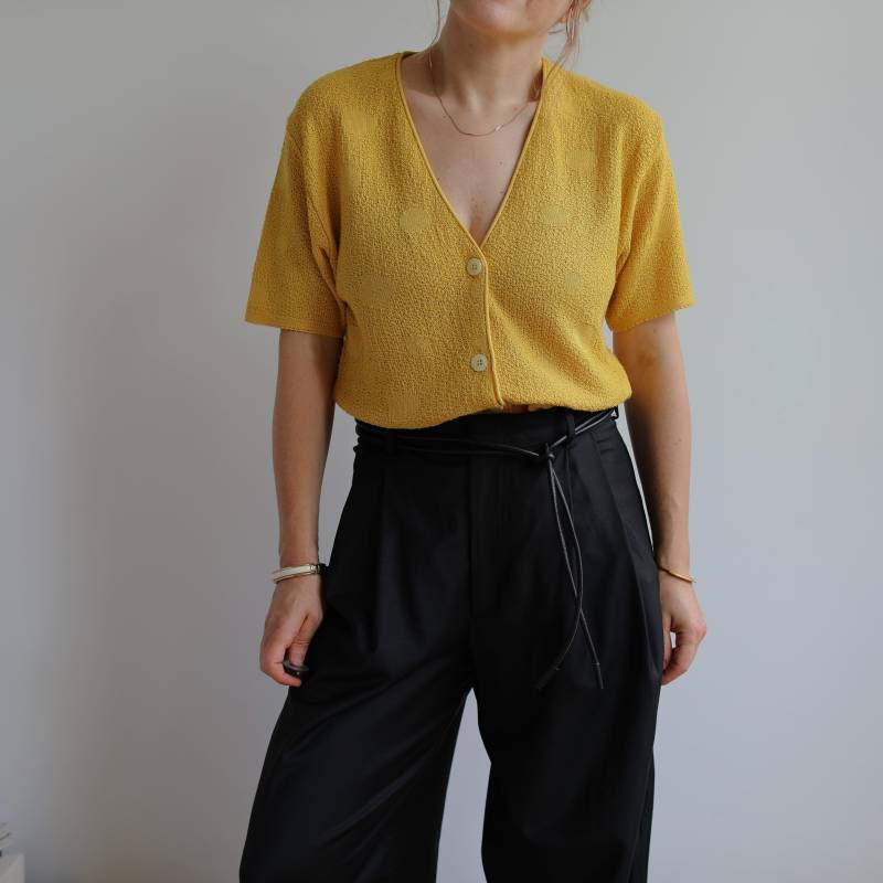 90Er Vintage Gelbe Strick Top Baumwollmischgewebe Polka Dot Shirt von TigonVintage