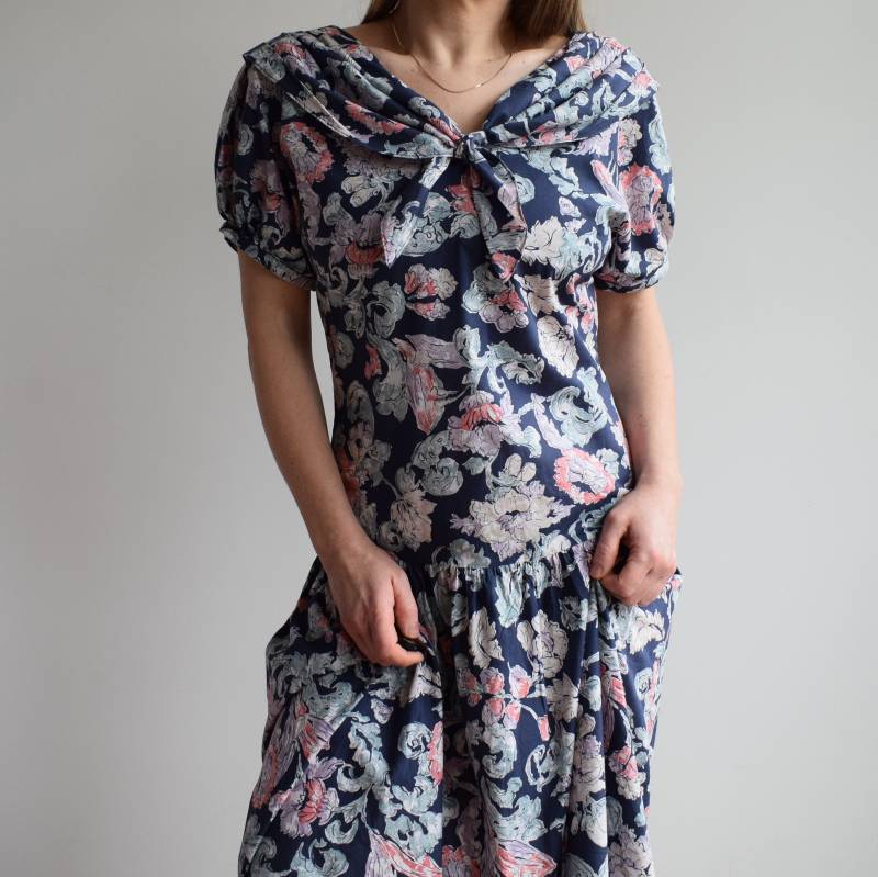 Vintage Laura Ashley Midi Sommerkleid Aus Baumwolle. Ursprünglich Damengröße S. 80Er Jahre von TigonVintage