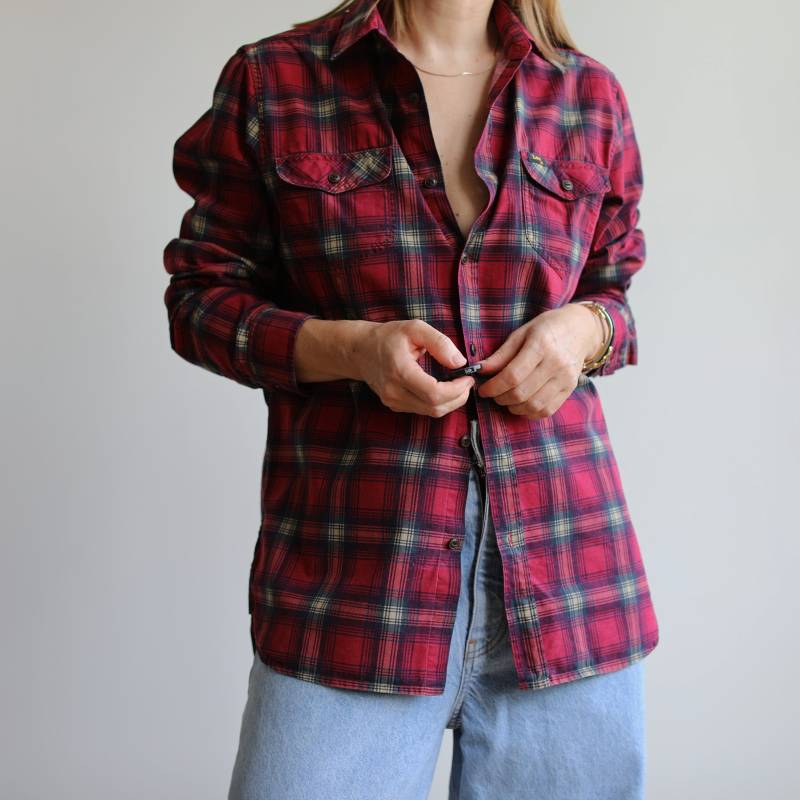 Vintage Lee Flanellhemd Aus Baumwolle. Ursprünglich Herrengröße M. Anfang 00'er Ära von TigonVintage