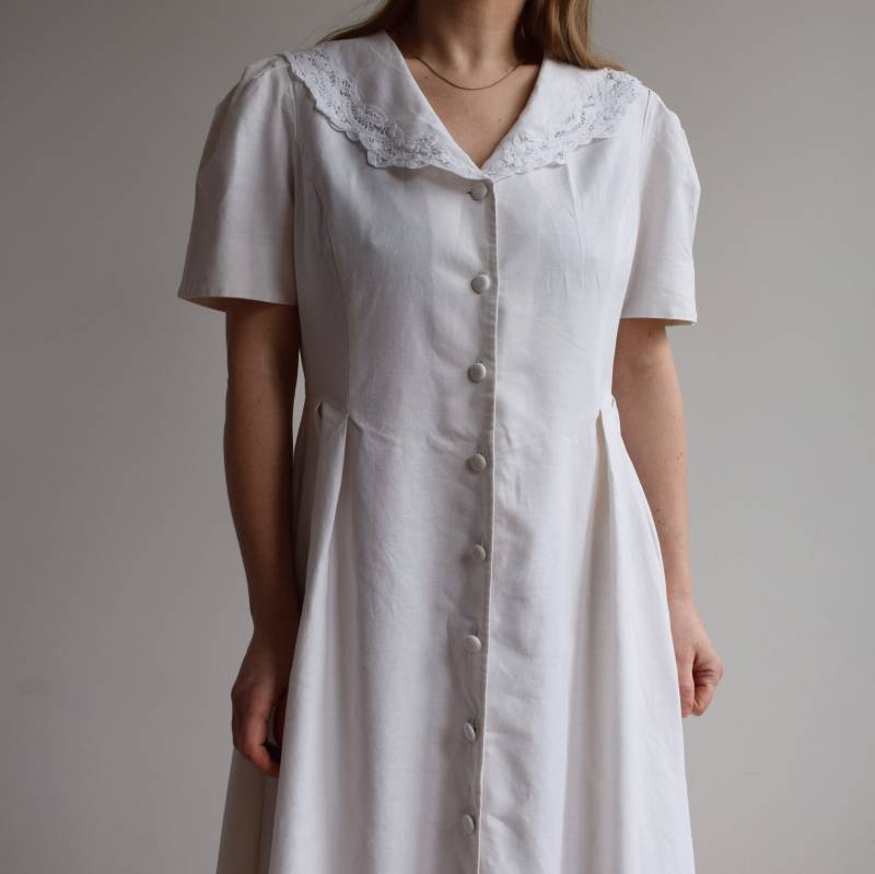 Vintage Laura Ashley Leinenkleid Weißes Baumwoll Sommerkleid Mit Spitzenkragen von TigonVintage