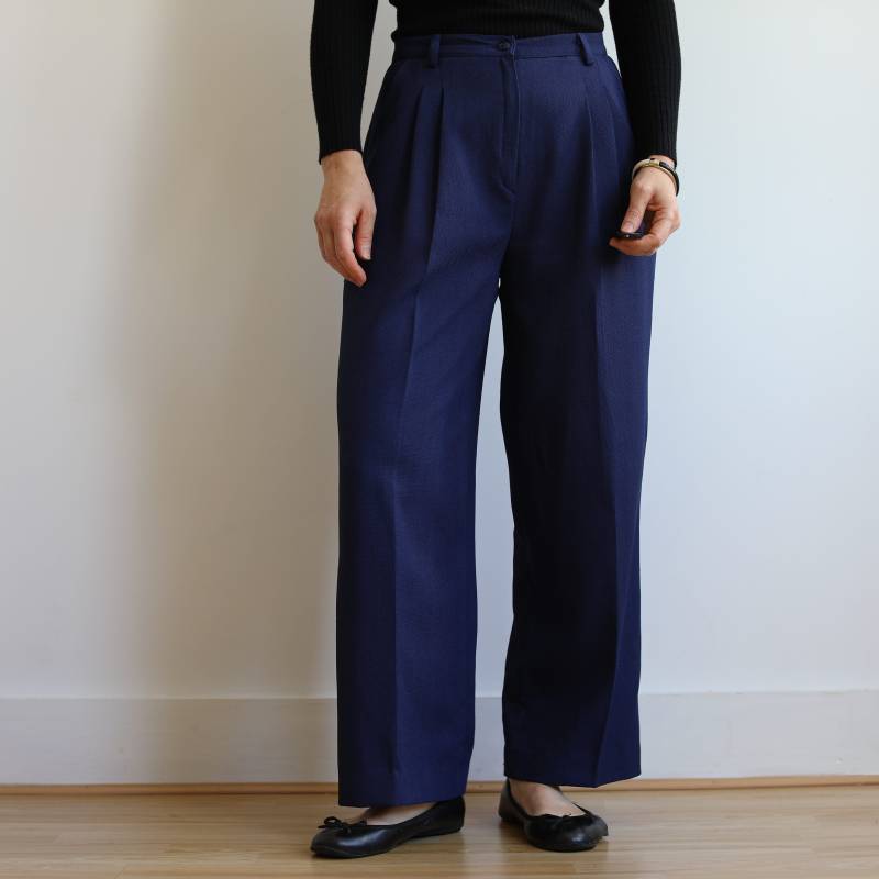 Vintage Marineblaue Hose. Ursprünglich Damengröße M. 90Er Jahre von TigonVintage